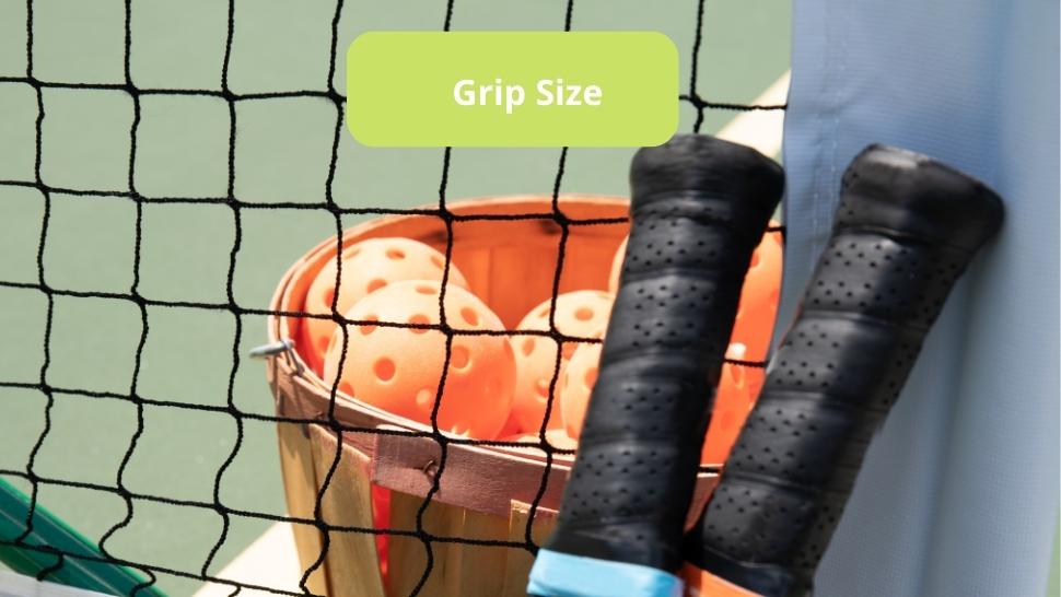 Grip Size of Pickleball Paddles